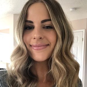 Meet your Posher, Breanne